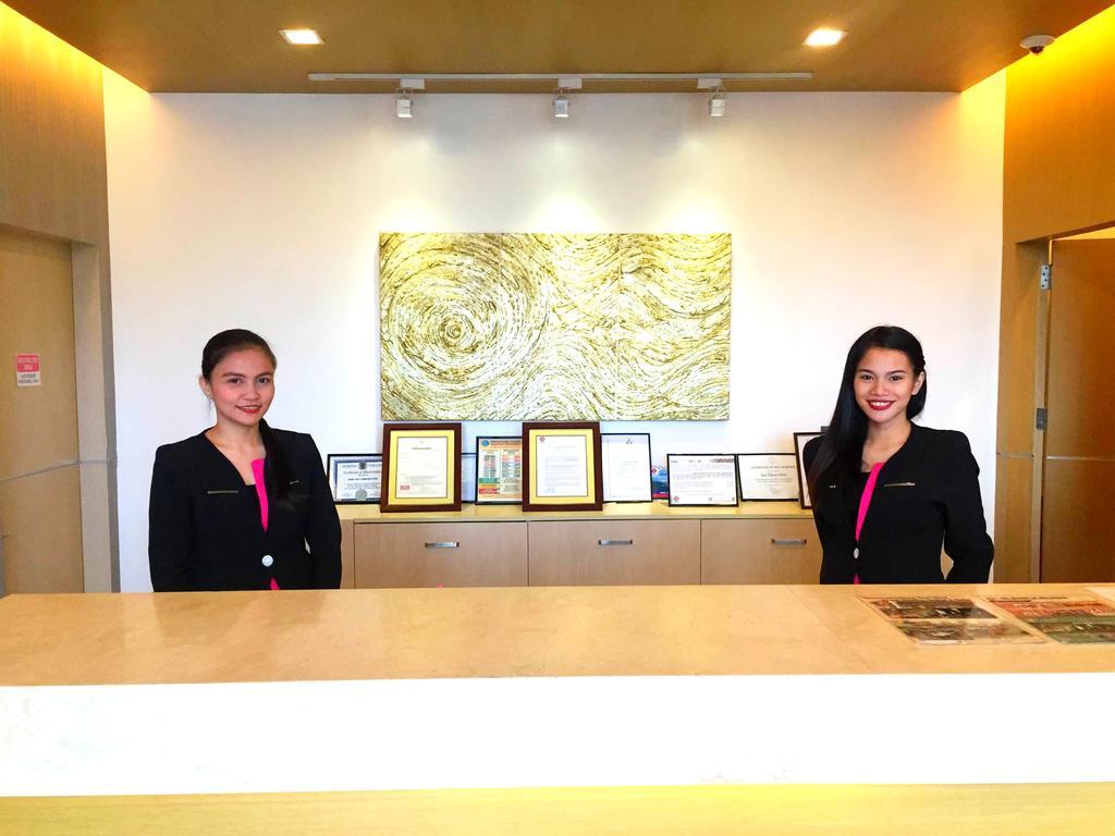 אולונגפו Sun Plaza Subic Hotel מראה חיצוני תמונה