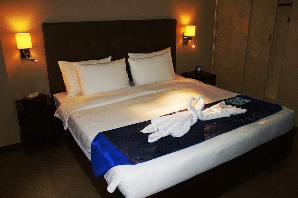 אולונגפו Sun Plaza Subic Hotel מראה חיצוני תמונה